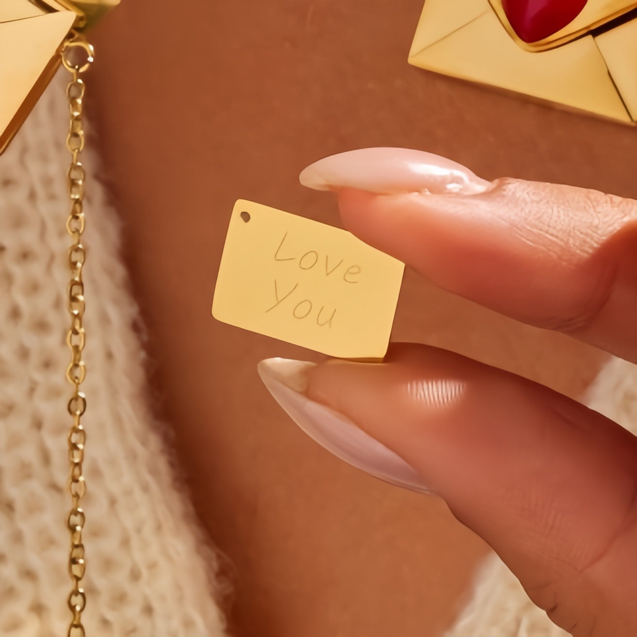 Valentine's Day gift: heart necklace - Necklaces | Buy Online in UK