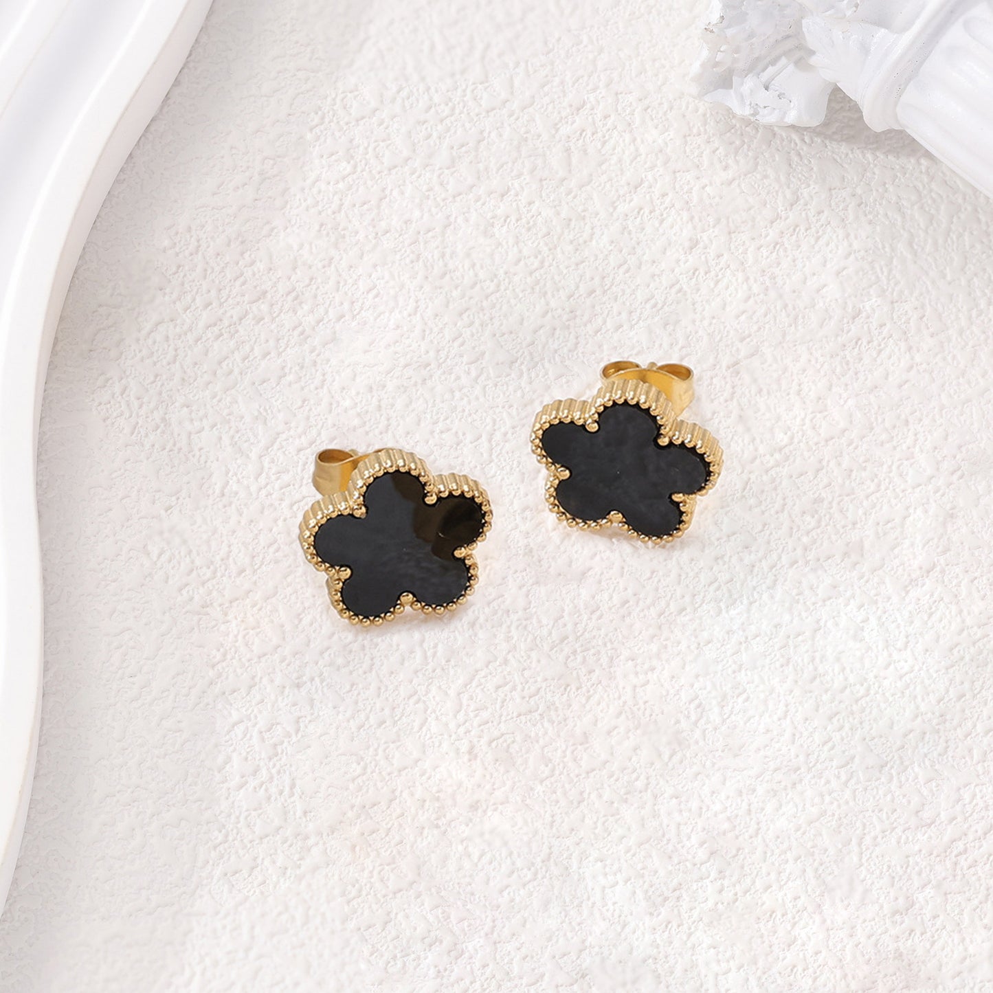 Clover Five-Petal Bracelet Jewelry – Lucky Flower Charm Bracelet for Women
