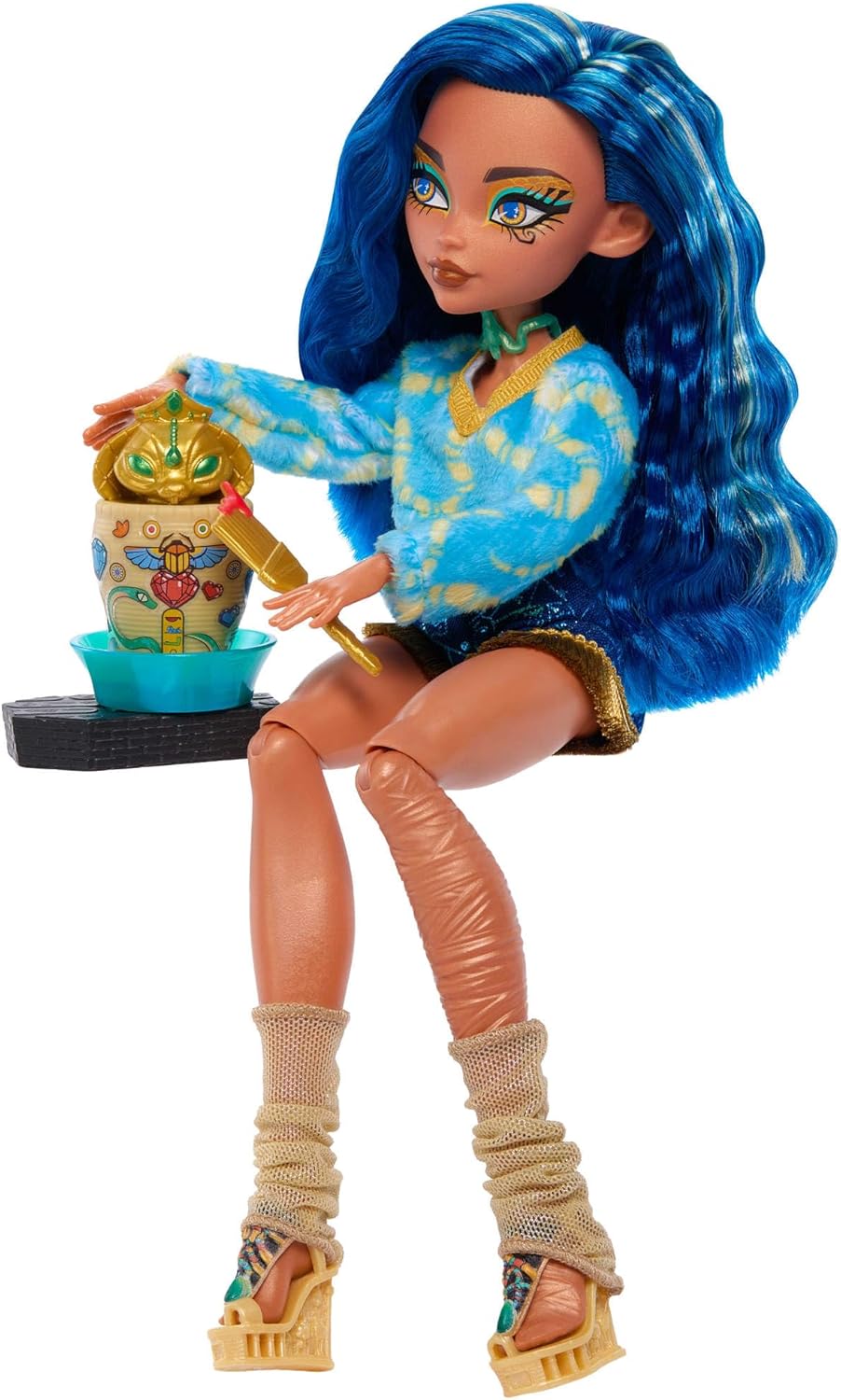 Monster High Self-Scare Secrets Cleo De Nile Doll and Accessories Set with 13 Realistic Surprises like Pottery Set and Makeup, JMG74