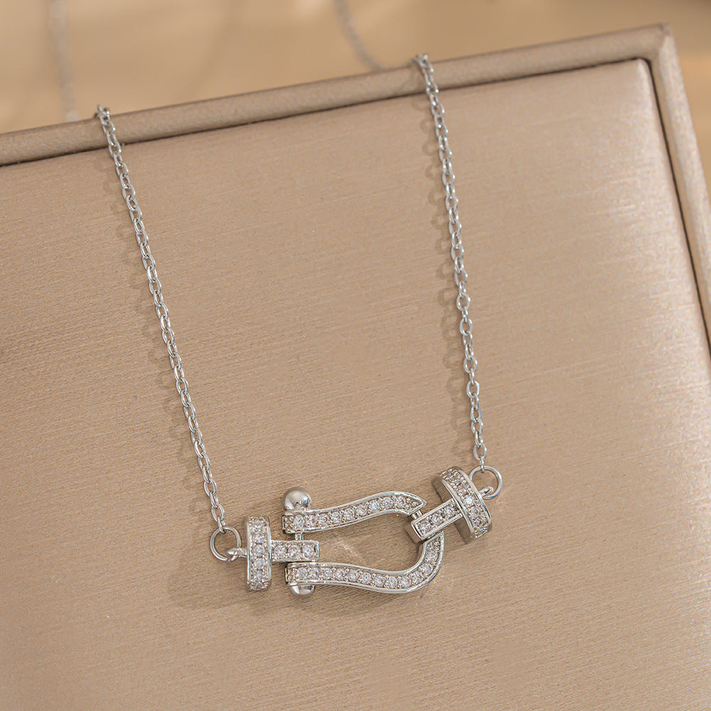 Hot Selling Horseshoe Buckle Necklace Women's Versatile Set