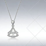Fashionable Womens Clavicle Chain With A Heart Shaped Pendant