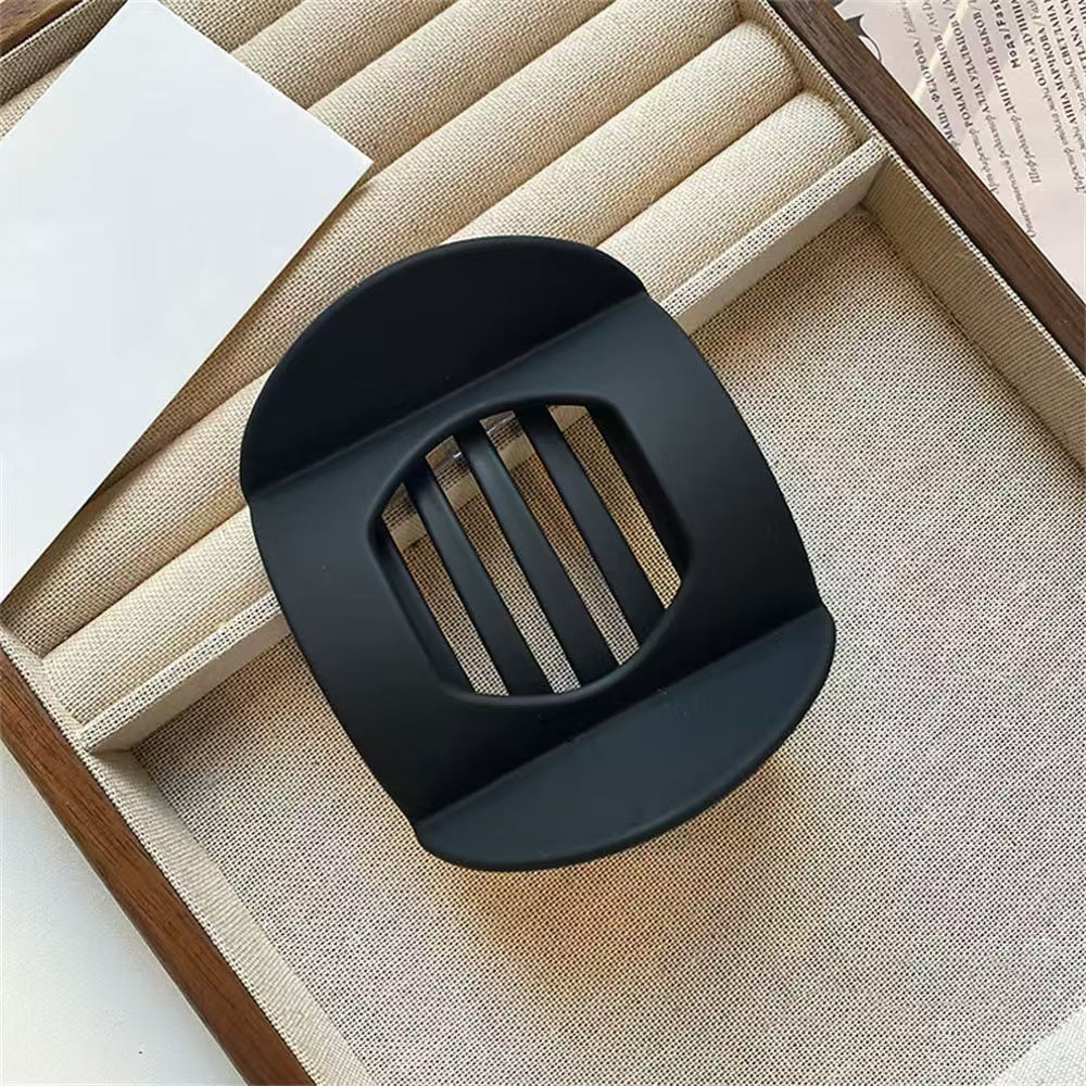 Matte Geometric Hair Clips for Thick Hair - Hair Pins, Claws & Clips | Buy Online in UK